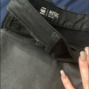 Men Raw jeans